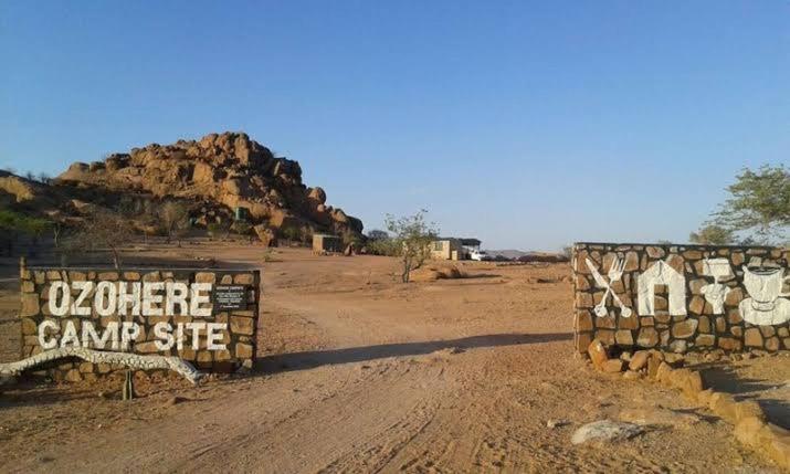 Ozohere Campsite And Himba Village Uis Exterior foto